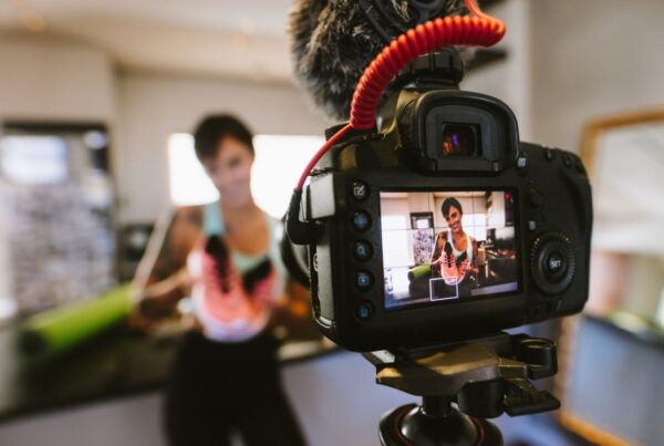 Os impactos do marketing de influência no posicionamento digital