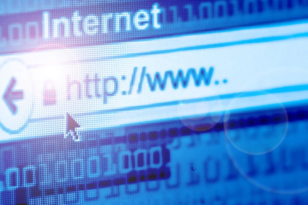 Conheça a história do primeiro site da internet